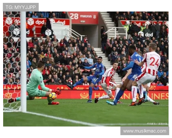 汉堡在逆转比赛中展现边路速度，状态回暖值得关注联赛冠军争夺。