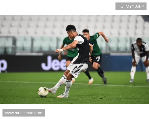 瓦拉内防守端价值凸显，表现稳健助力球队防线